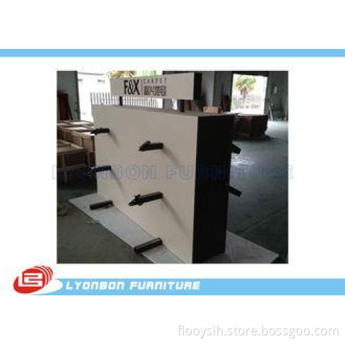 Market Metal Hanger Wooden Display Racks Customized For Car
